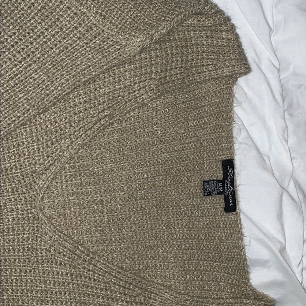 Sweater - Picture 2 of 2